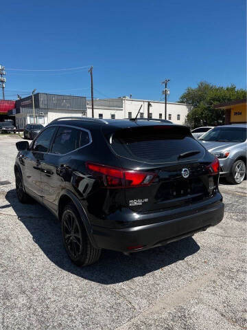 2017 Nissan Rogue Sport S