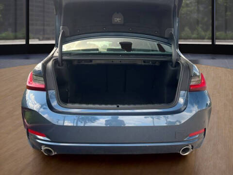 2025 BMW 3 Series 330i