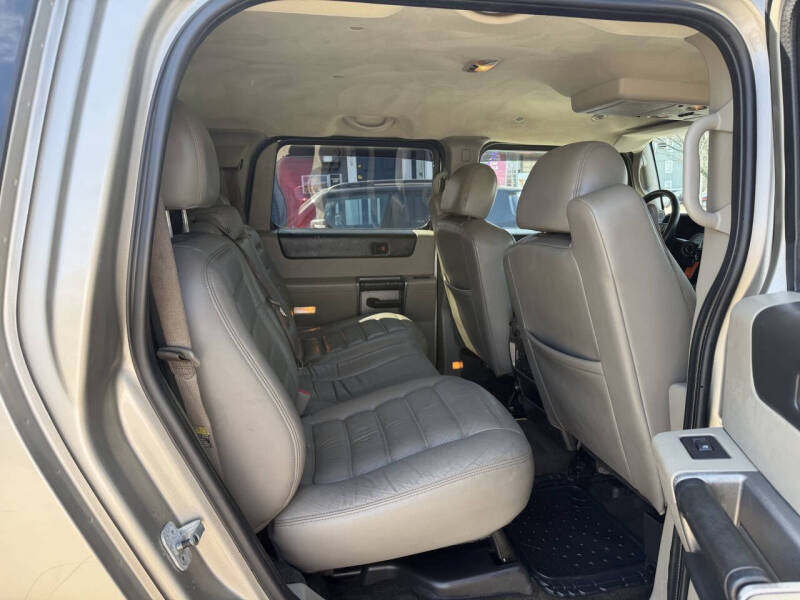 2004 HUMMER H2