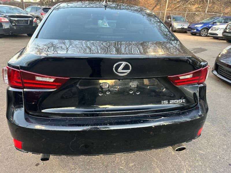 2016 Lexus IS 200t