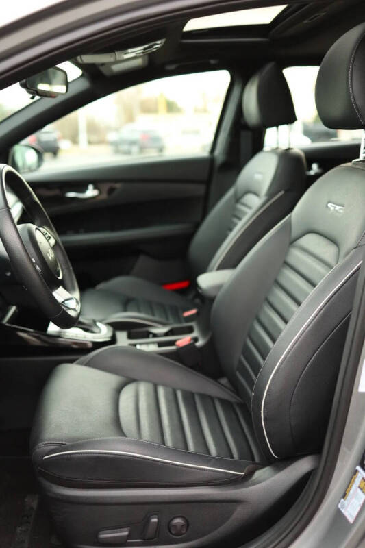 2024 Kia Forte GT-Line