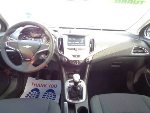 2016 Chevrolet Cruze LS Manual