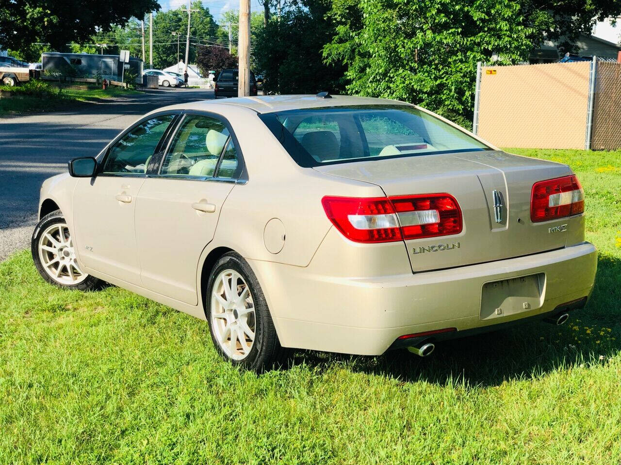 2007 Lincoln MKZ for sale at Pak Auto in Schenectady, NY