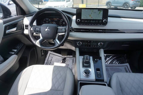 2024 Mitsubishi Outlander PHEV