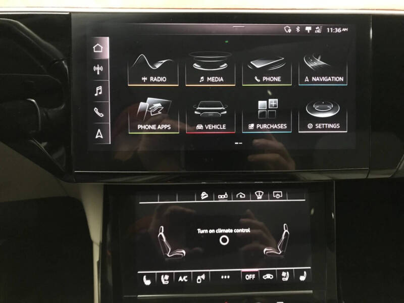 2019 Audi e-tron quattro Prestige