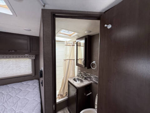 2019 Ford FOUR WINDS THOR 22E