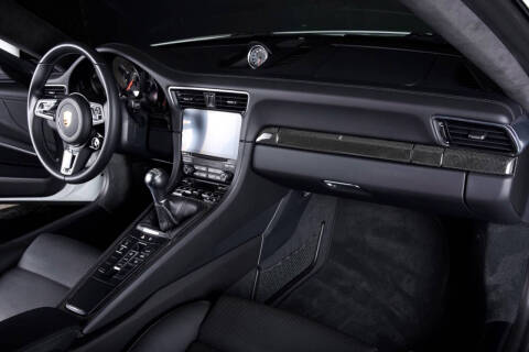 2018 Porsche 911 Carrera GTS