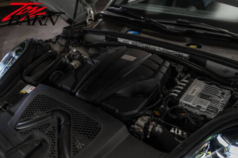 2023 Porsche Macan S