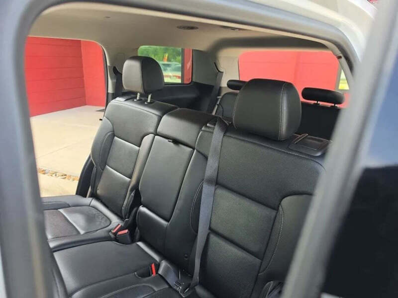 2020 GMC Acadia SLT