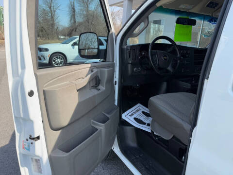 2022 Chevrolet Express 3500