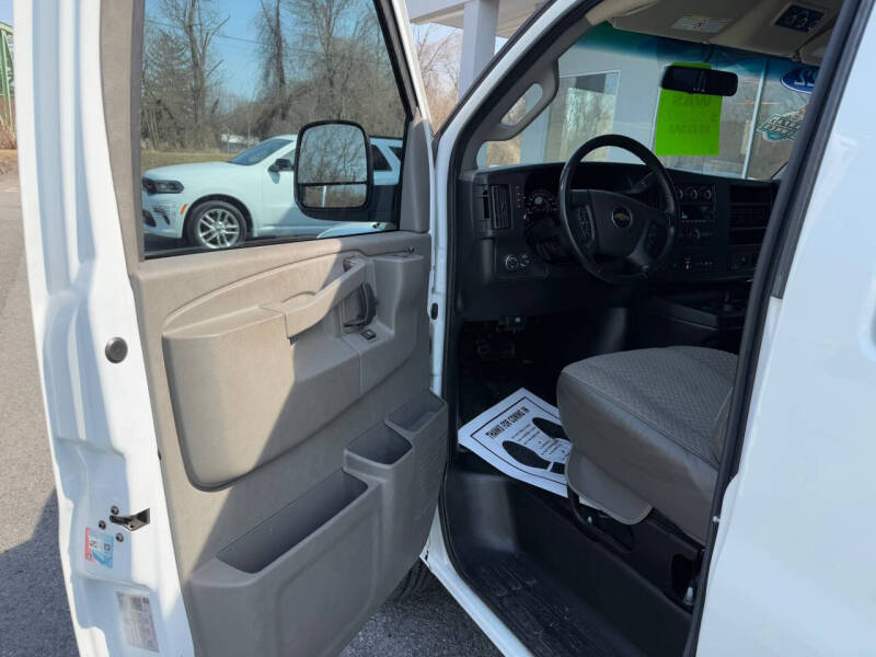 2022 Chevrolet Express 3500