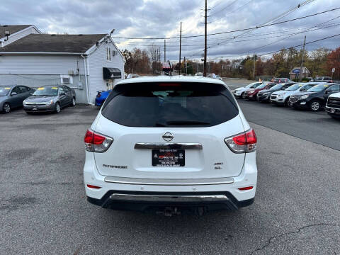2015 Nissan Pathfinder SL