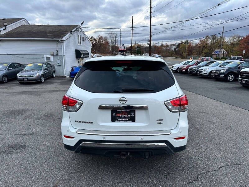 2015 Nissan Pathfinder SL