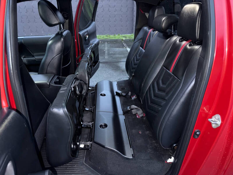 2018 Toyota Tacoma TRD Sport