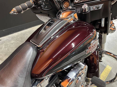 2005 Harley-Davidson® FLHTCUI - Electra Glide®