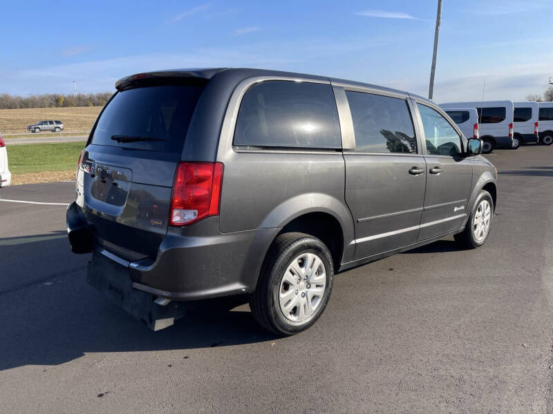 2016 Dodge Grand Caravan SE