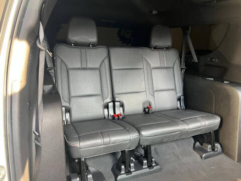 2021 Chevrolet Suburban RST