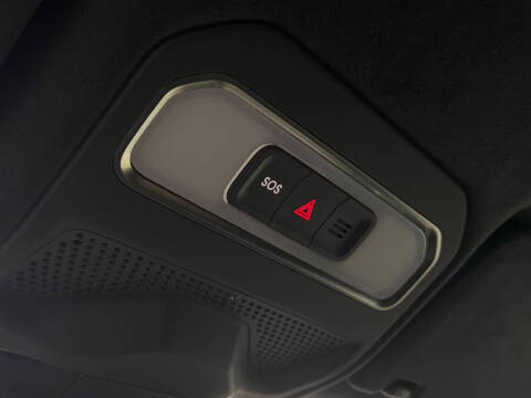 2024 Rivian R1T Adventure