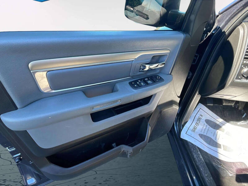 2019 RAM 1500 Classic