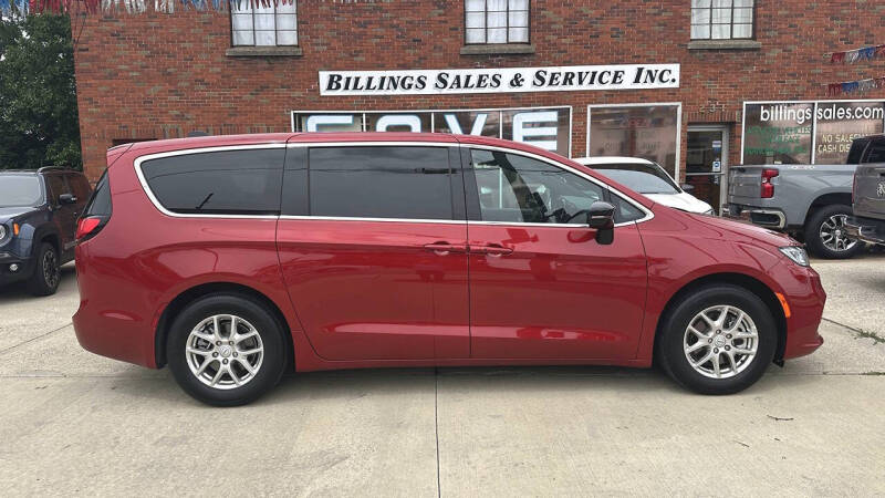 2026 Chrysler Pacifica Select