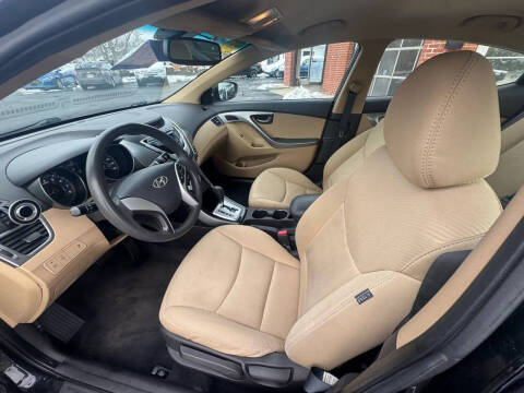 2012 Hyundai Elantra