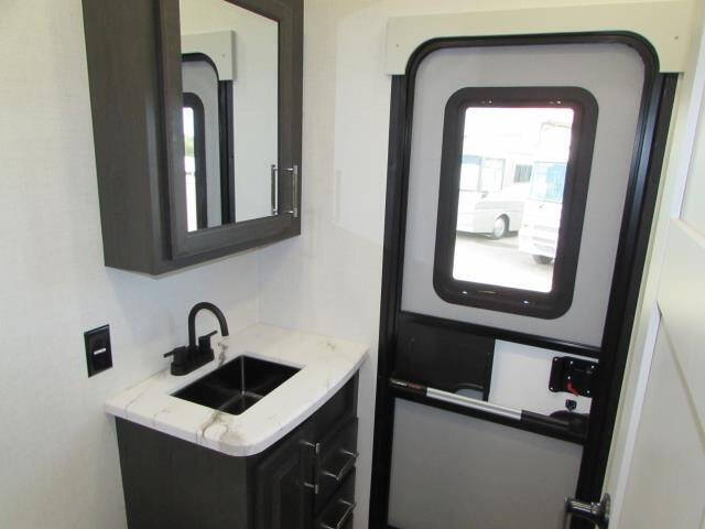 2025 KEYSTONE A 378BH