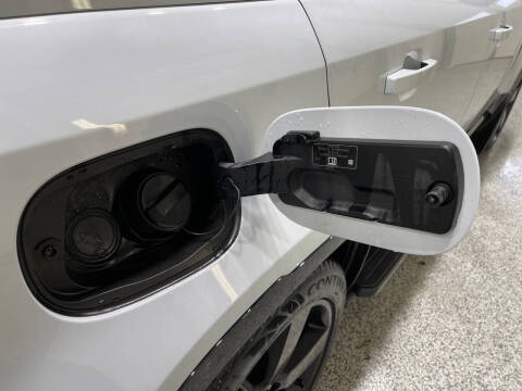 2022 Land Rover Defender 110 V8