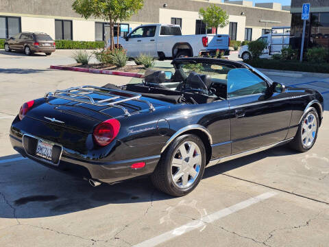 2002 Ford Thunderbird Deluxe