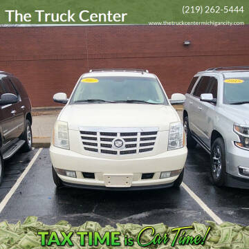 2007 Cadillac Escalade for sale at The Truck Center in Michigan City IN