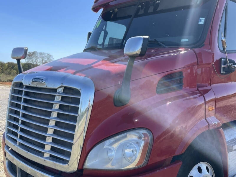 2014 Freightliner Cascadia