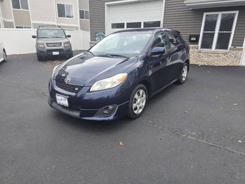 2009 Toyota Matrix S's photo