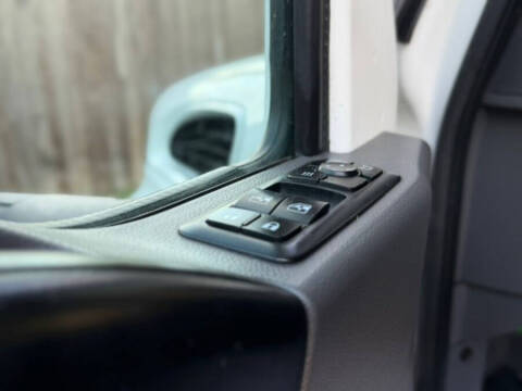 2020 International MV607
