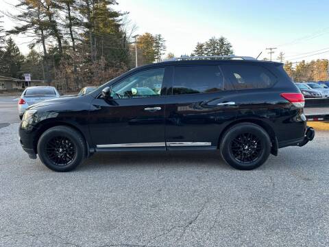 2013 Nissan Pathfinder for sale at OnPoint Auto Sales LLC in Plaistow NH
