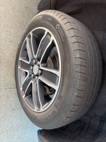 2022 GMC Acadia SLT