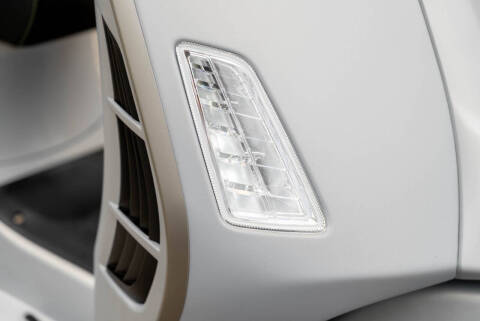 2023 Vespa 300