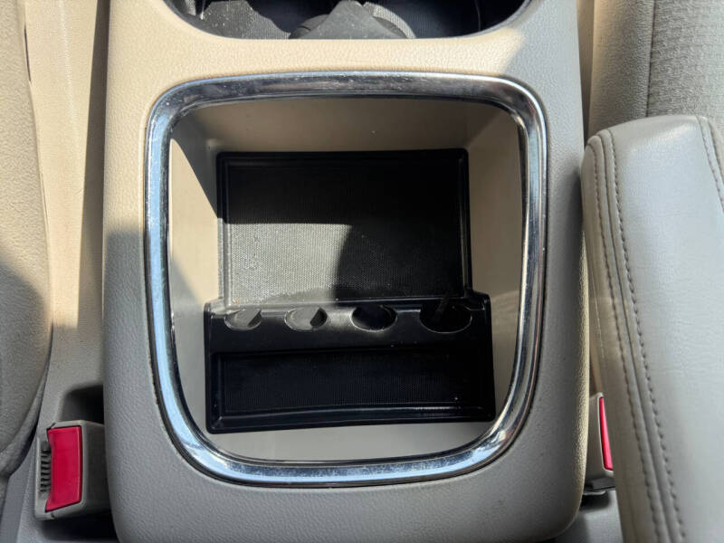 2011 Dodge Grand Caravan Crew
