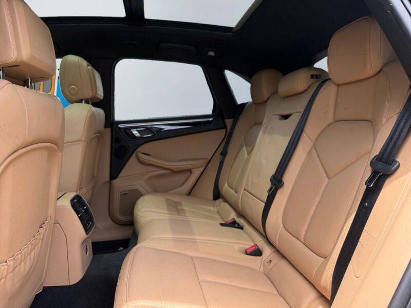 2018 Porsche Macan S