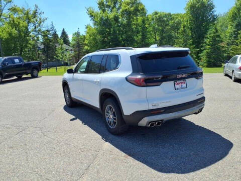 2025 GMC Acadia Elevation