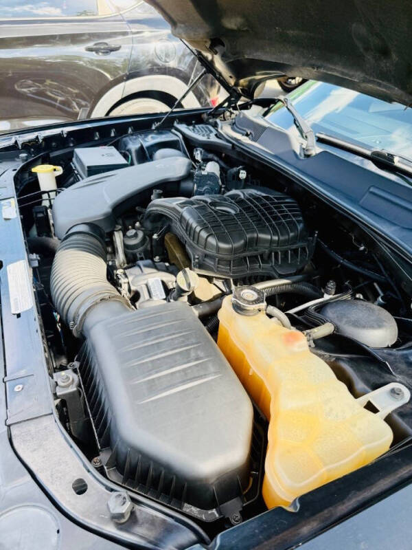 2012 Dodge Challenger SXT Plus