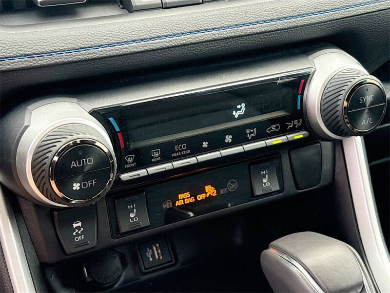 2025 Toyota RAV4 Hybrid XSE