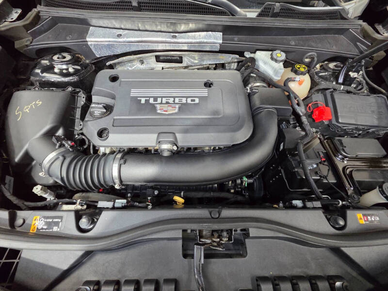 2020 Cadillac XT4 Premium Luxury