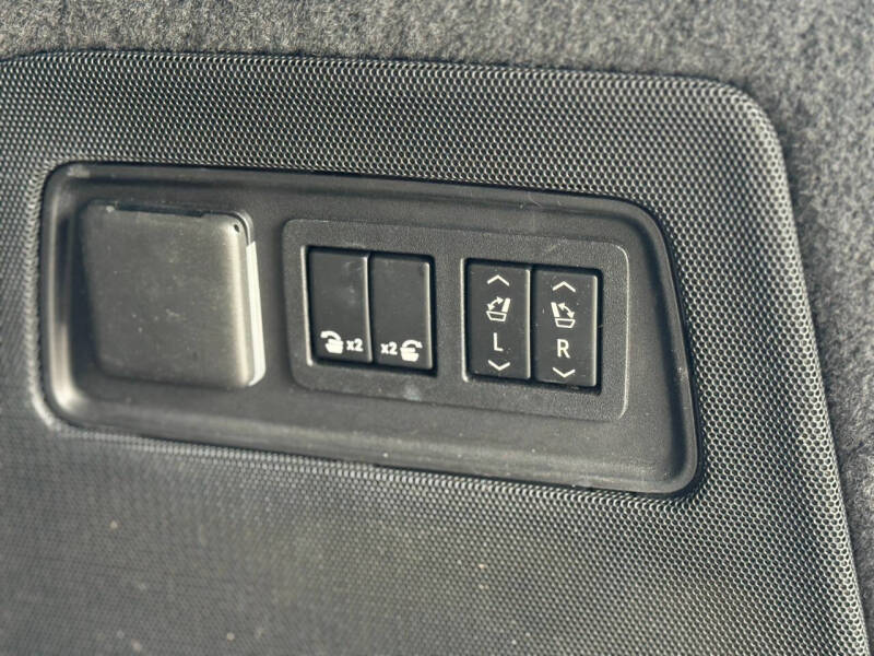 2021 Cadillac Escalade ESV Sport Platinum