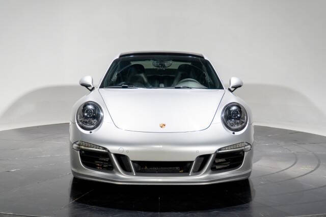 2016 Porsche 911 Carrera GTS