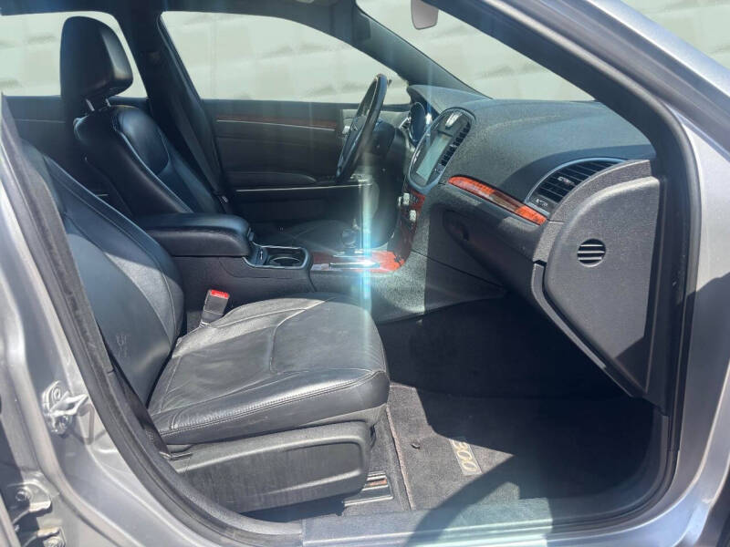 2014 Chrysler 300