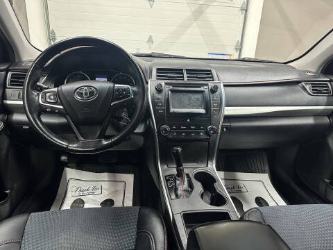 2015 Toyota Camry SE