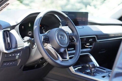 2025 Mazda CX-70 Plug-in Hybrid Premium