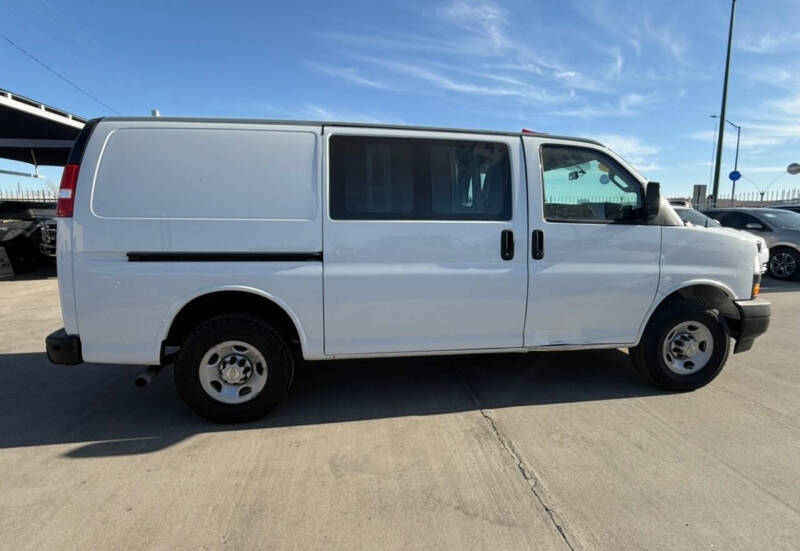 2020 Chevrolet Express 2500