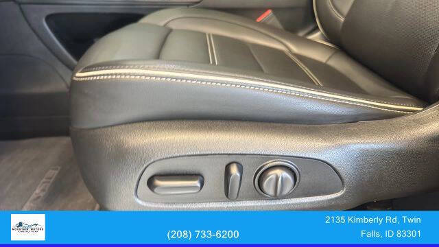 2021 GMC Acadia Denali