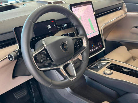 2025 Volvo EX90 Twin Plus 7P