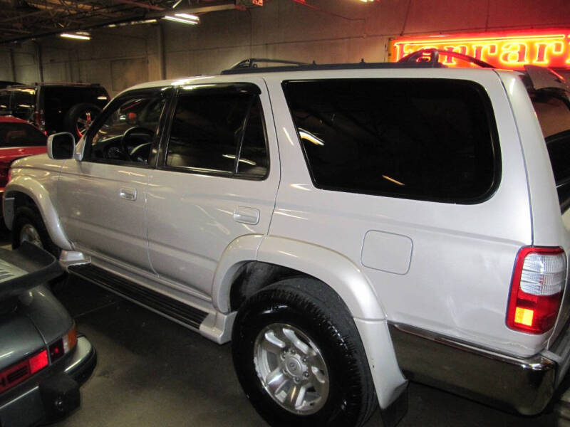2000 Toyota 4Runner SR5